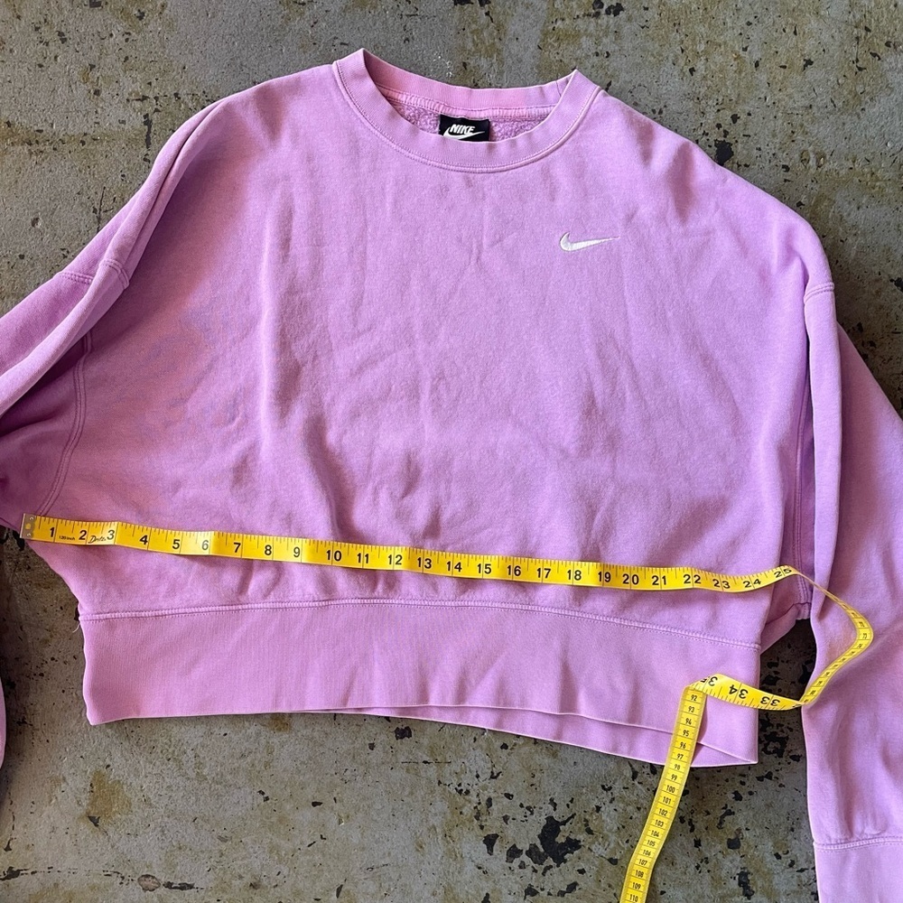 Nike Sportswear Cropped Fleece Oversized Crew-Neck Pastel Lilac Sweatshirt Sz SM - Picture 7 of 9